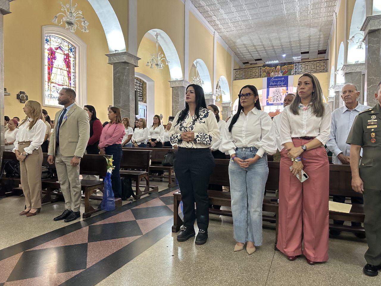 Maestros y maestras de Carabobo celebraron Misa de Acción de Gracias en ...